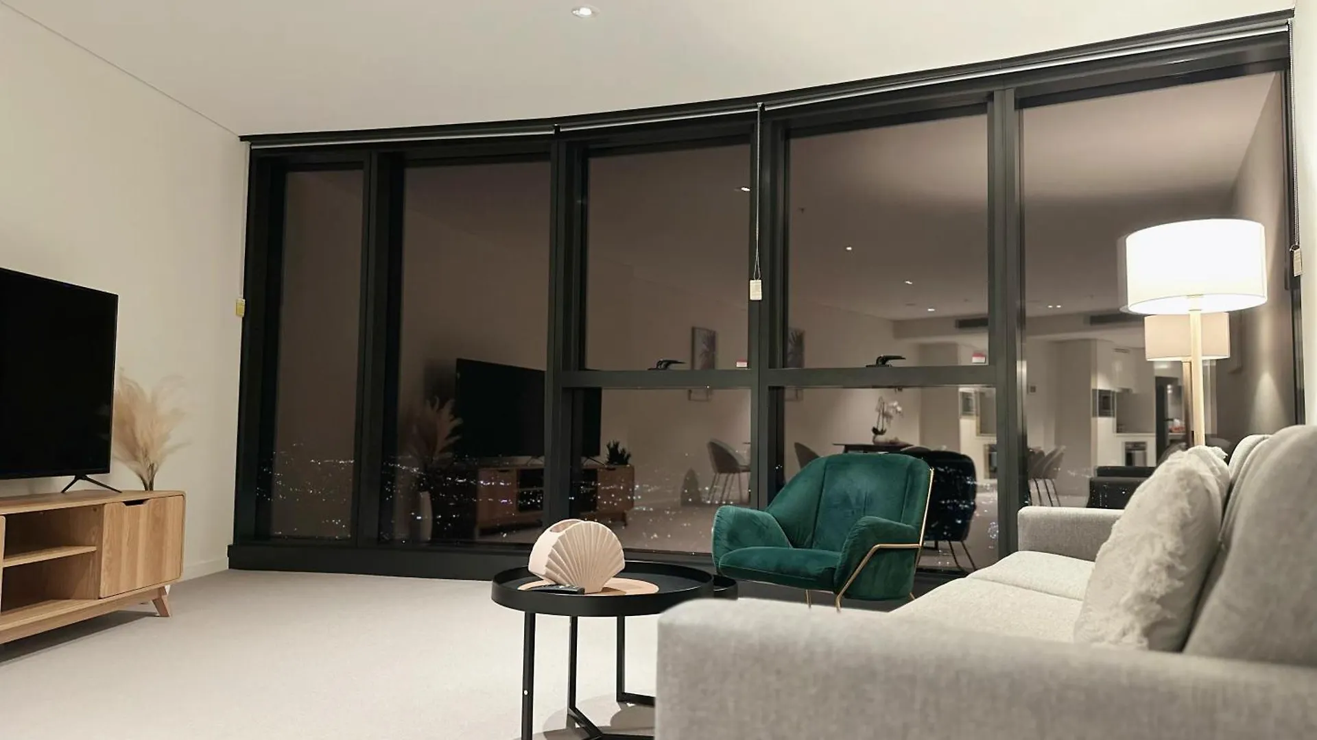Skyline Serenity Retreat 2 Kingbedsapt Freeparking Brisbane 0*,  Australia